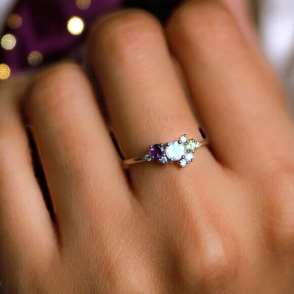 ๐๏ธ S925 Sterling Silver Moonstone Ring Colorful CZ Cluster Delicate Size 8 - Picture 3 of 12